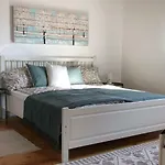 Gæstehus Twin Pines - Ikerfenyok 3*