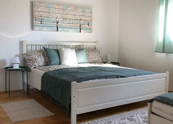 Gæstehus Twin Pines 3*